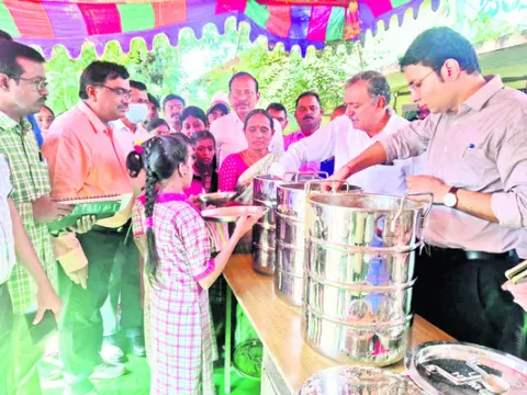 అందని అల్పాహారం..