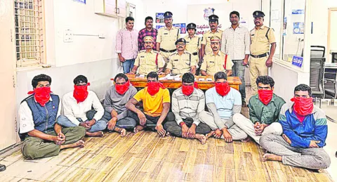 సుపారి గ్యాంగ్‌ అరెస్ట్‌