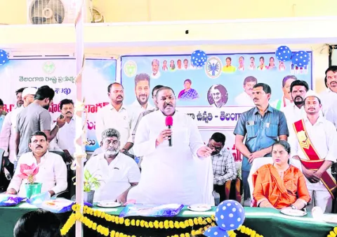 మహిళా శక్తిని బలోపేతం చేస్తాం