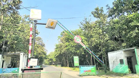 అక్రమాలకు చెక్‌