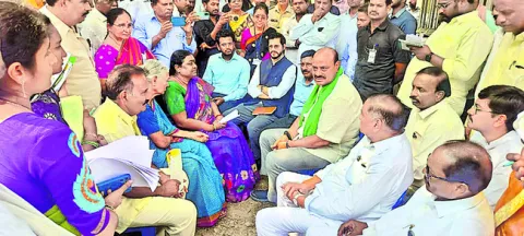 మొక్కుబడిగా ‘రైతన్నా మీ కోసం’ 