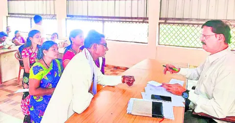 ఆటో డ్రైవర్‌కు పదేళ్ల జైలు