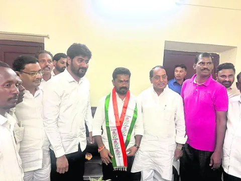 డీసీసీ అధ్యక్షుడికి ఘన స్వాగతం
