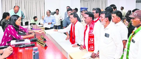 కబ్జా భూములను కాపాడండి