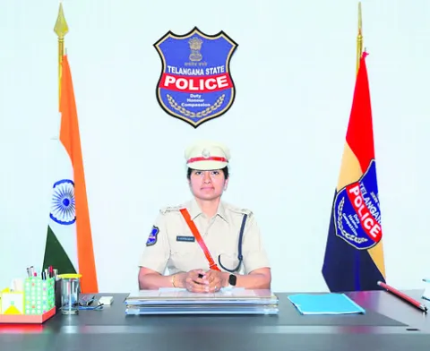 మత్తు రహిత జిల్లాగా తీర్చిదిద్దుతాం 