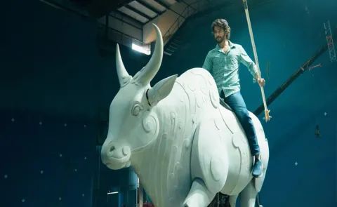 Mahesh Babu entry at Globetrotter event making video gors viral3