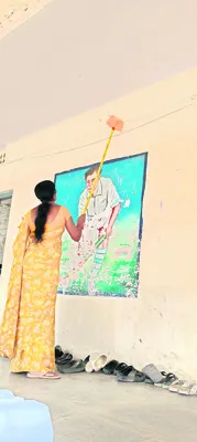 సర్కారు బడులపై దృష్టి 