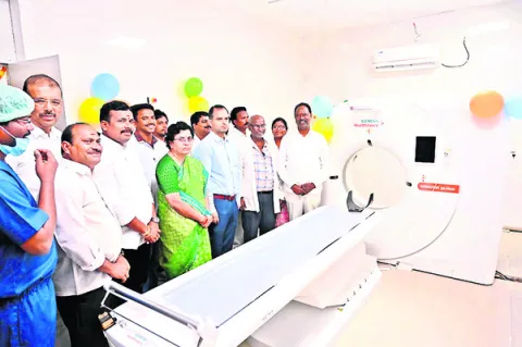 ప్రజలకు కార్పొరేట్‌ స్థాయి వైద్యసేవలు