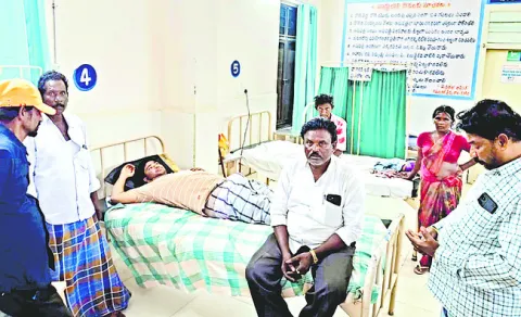 మాజీ సర్పంచ్‌ కుమారునిపై టీడీపీ వర్గీయుల దాడి 