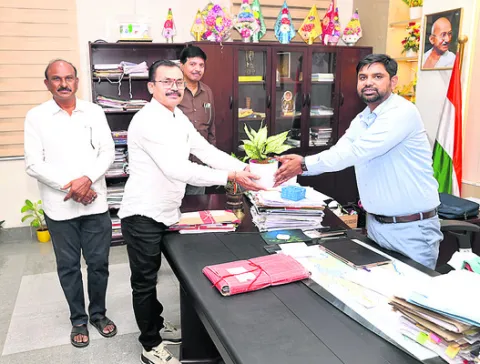 బాధ్యతలు స్వీకరించిన ఎస్‌ఈ రాజన్న
