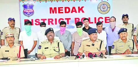 కాపర్‌వైర్‌ దొంగల అరెస్ట్‌