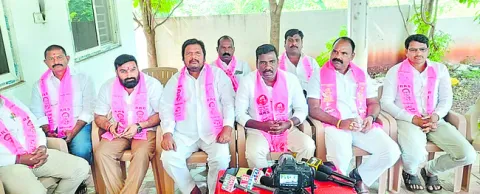 జిల్లా కేంద్రాన్ని విస్మరించడం తగదు