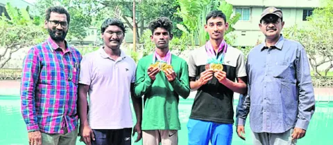 రాష్ట్రస్థాయి స్విమ్మింగ్‌ పోటీల్లో జిల్లాకు పతకాలు