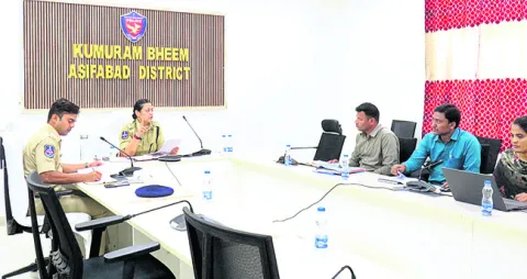 కట్టుదిట్టంగా ఎన్నికల నియమావళి అమలు