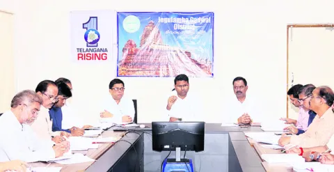 ఎన్నికల ప్రవర్తన నియమావళిని పక్కాగా అమలు చేయాలి 