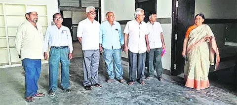 మెడికల్‌ కళాశాలల  ప్రైవేటీకరణపై తీవ్ర వ్యతిరేకత 