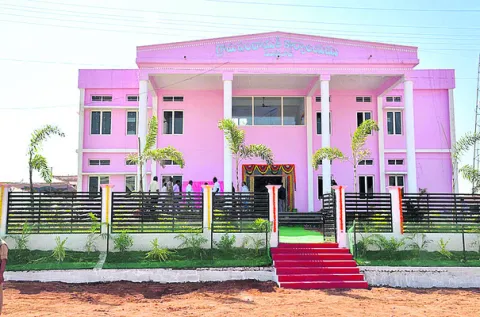 అభ్యర్థి స్థానికులై ఉండాలి