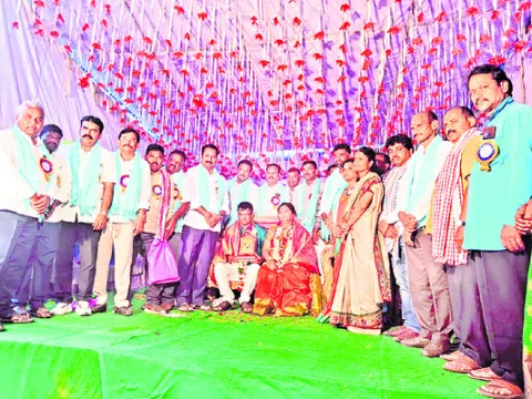 సమ్మయ్య సేవలు అభినందనీయం