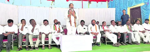 గ్రామాల్లో కాంగ్రెస్‌ జెండా ఎగరాలి