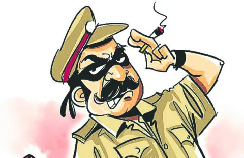 క్రిమినల్‌ ఖాకీలు!