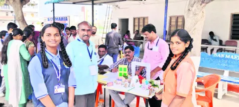 వైజ్ఞానిక ప్రదర్శనకు సిద్ధం