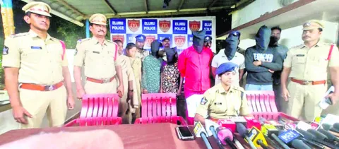 రాగి వైర్లు చోరీ చేసే ముఠా అరెస్టు 