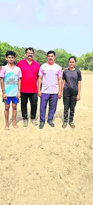 జాతీయ స్థాయి అథ్లెటిక్స్‌ పోటీలకు ఎంపిక