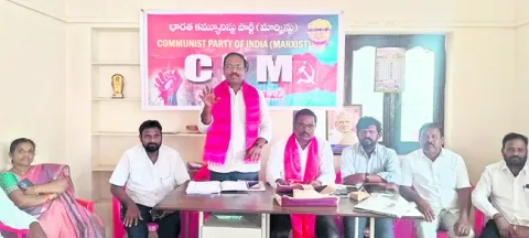 సీపీఎం మద్దతుదారులతోనే గ్రామాల అభివృద్ధి 