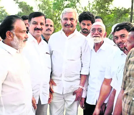 మైనారిటీల సామాజికాభివృద్ధి వైఎస్సార్‌సీపీతోనే సాధ్యం