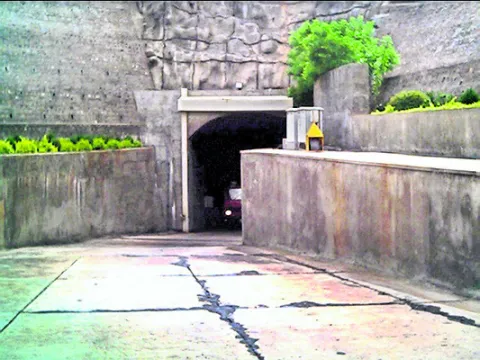 నలుగురు విద్యార్థుల డిబార్‌ 