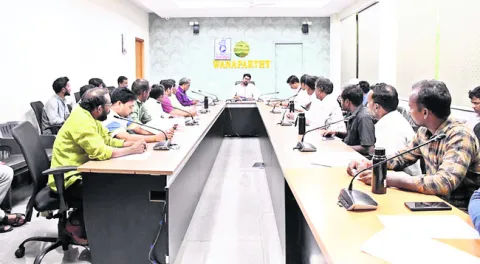 ఈసీ నిబంధనలు అతిక్రమిస్తే చర్యలు