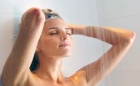  Health Tips: Hot Water Bath in Winter Really Good