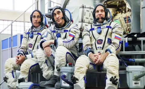 US-Russian crew arrive at the International Space Station