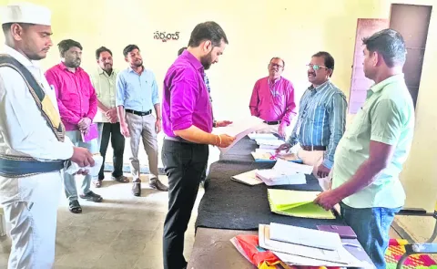 నామినేషన్ల ప్రక్రియ పారదర్శకంగా చేపట్టాలి