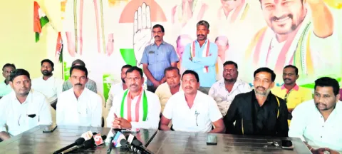 అభివృద్ధి చూసి ఓర్వలేకే ప్రశాంత్‌ రెడ్డి విమర్శలు