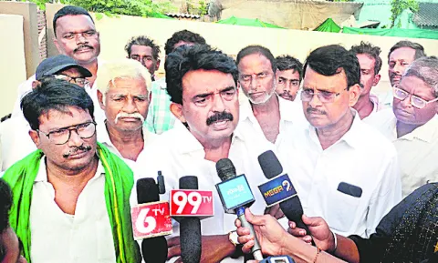  యంత్రాంగం కదలకపోతే పోరాటం చేస్తాం.. 