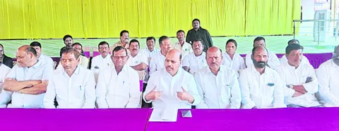 స్వీయ లబ్ధి కోసమే విలీన ప్రక్రియ