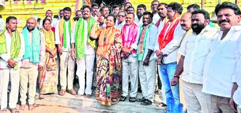 ఎన్నికల ఖర్చుకు                                  ముందస్