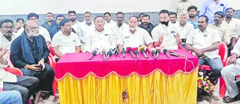 భక్తుల మనోభావాలతో ఆటలా? 