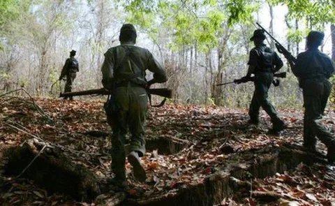 Maoist leader Ananth Surrender IN Maharashtra Police station