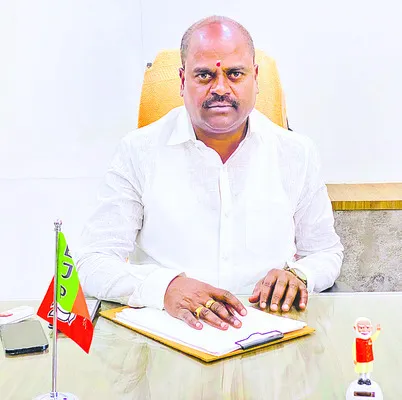 మున్సిపాలిటీల విలీనం సమంజసం కాదు 