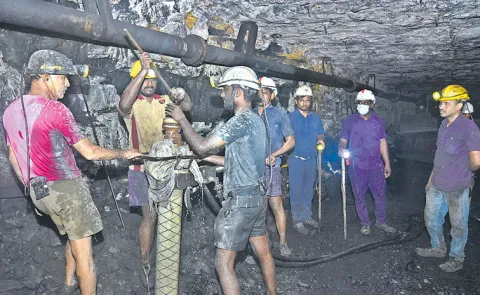 Confusion among Singareni workers over panchayat elections continues