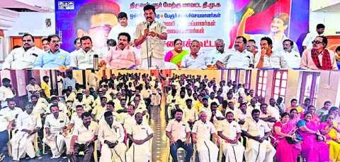 ప్రతి బూత్‌లో మెజారిటీ సాధించాలి 