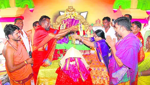 శ్రీనివాసుని కల్యాణం
