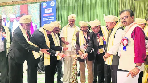 వైద్యులకు ప్రభుత్వం అండగా ఉంటుంది