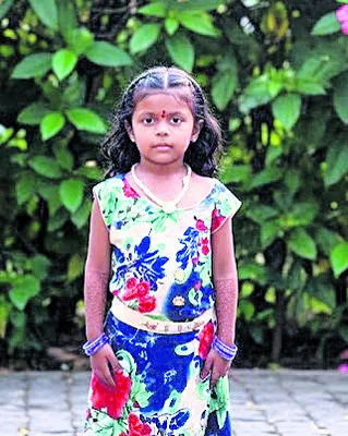 చిన్నారికి డెంగీ లక్షణాలు 