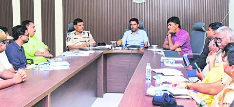 స్మృతివనం నిర్వహణపై ప్రత్యేక దృష్టి 