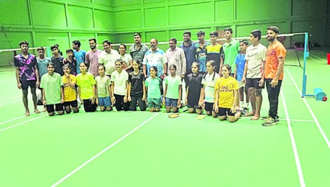 స్కూల్‌ గేమ్స్‌ బ్యాడ్మింటన్‌ జట్ల ఎంపిక పూర్తి