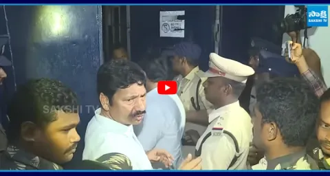 YSRCP Jogi Ramesh Visuals At Vijayawada Sub Jail  1