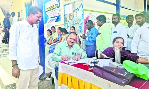 కేంద్రాల వద్దే కుల ధ్రువీకరణ
